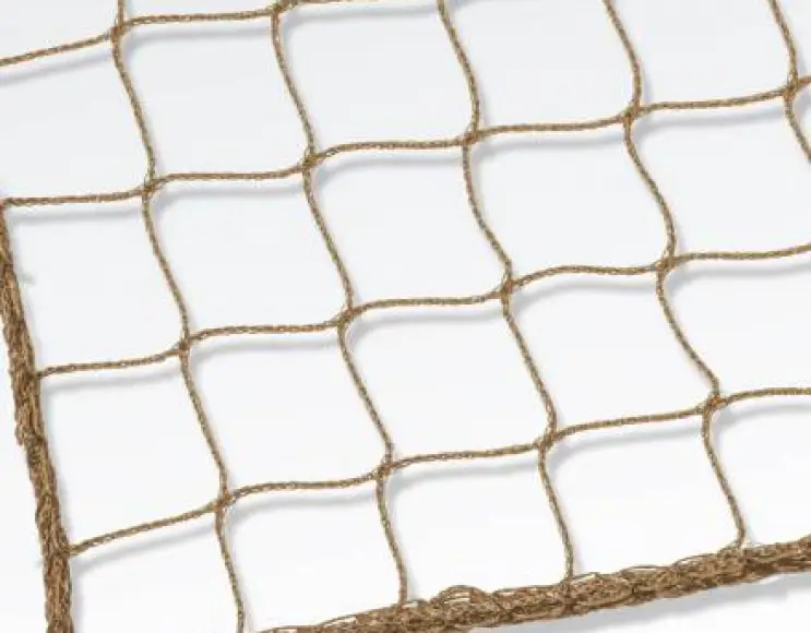 Aviary net for breeding pheasants and partridges