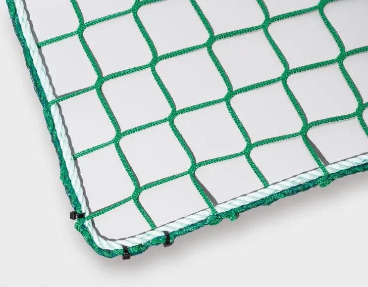 Fall protection net smal size (short side from 3 to 5 meters) 60 mm