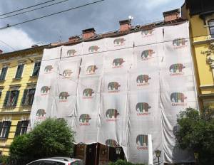 White sheet for scaffolding with custom color printing - cod.LK25175