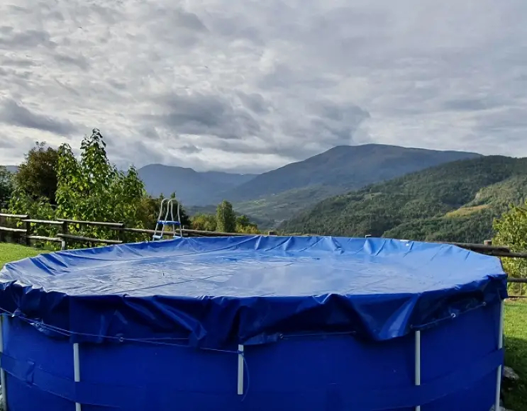Cover for swimming pool rond pvc 650 gr/m² with eyelets