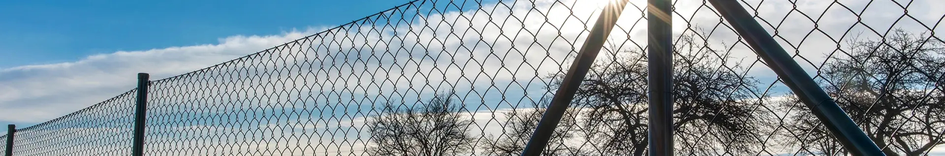 Plastic coated wire mesh for sports fields and wil... - Cod. RM50CS