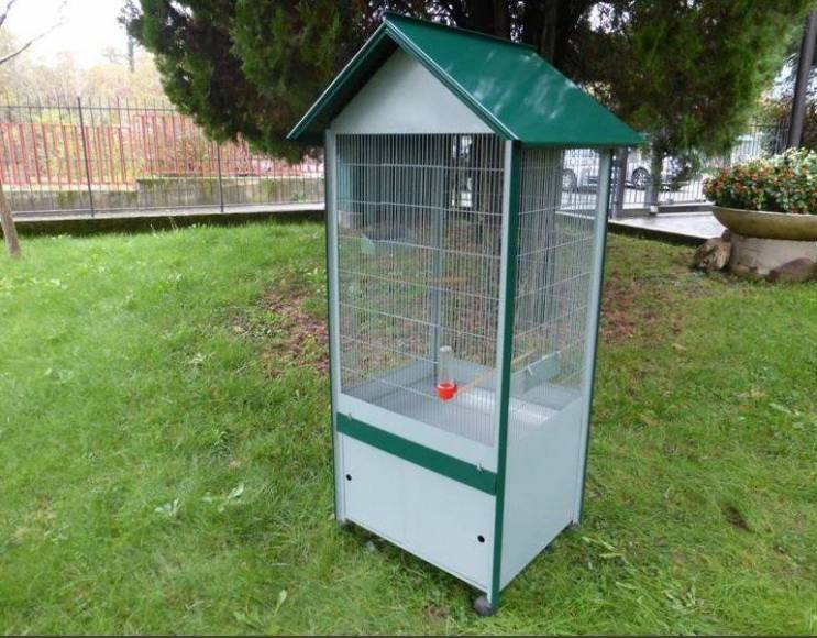 Rectangular aviary size cm 60x50x160 h.