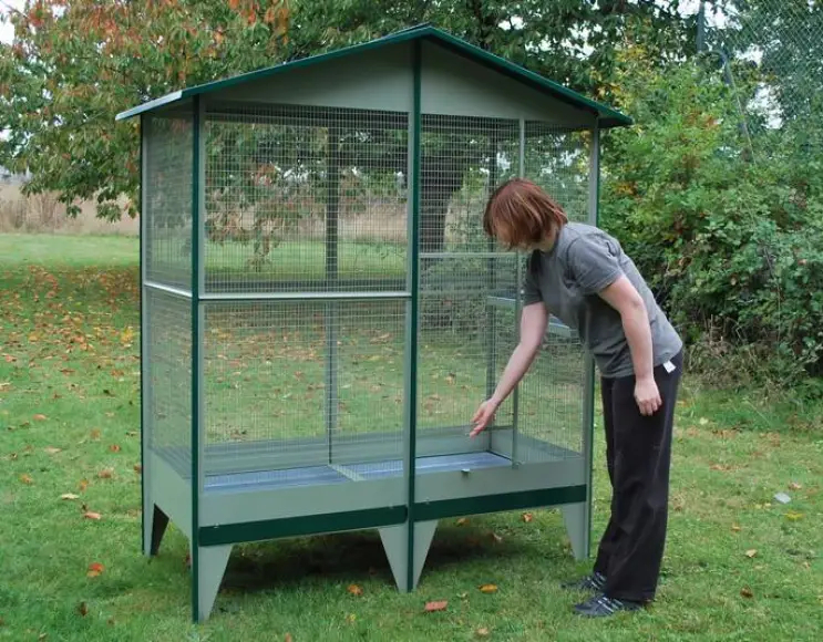 Rectangular aviary size cm. 150x80x200 h.