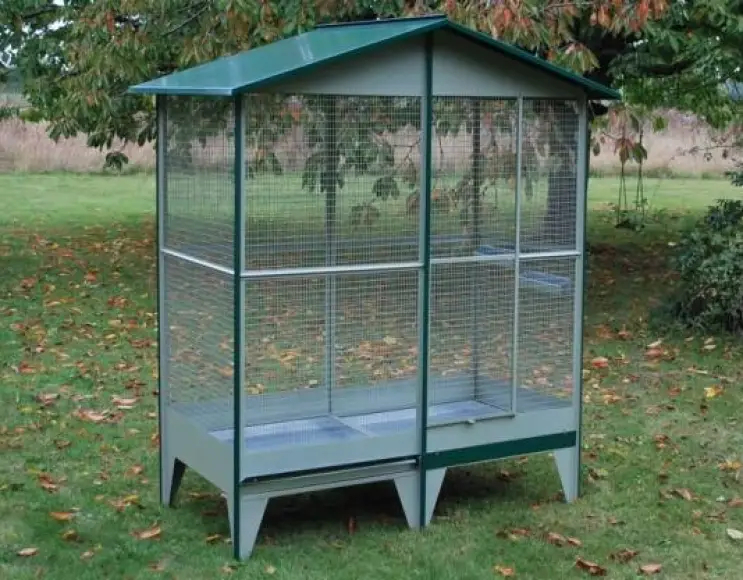 Rectangular aviary size cm. 150x80x200 h.