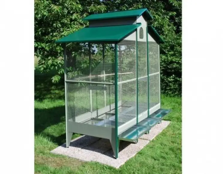 Rectangular aviary size cm. 190x92x225 h.