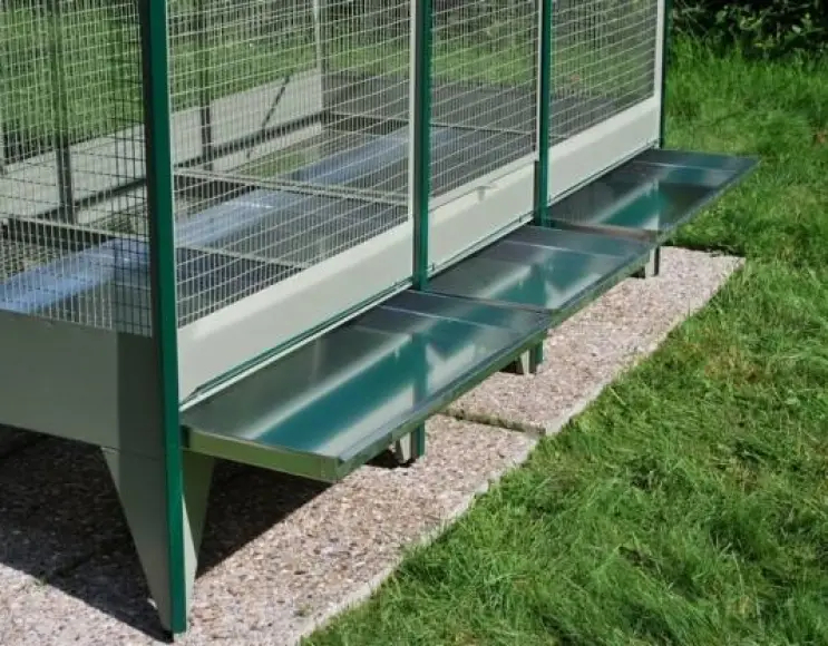 Rectangular aviary size cm. 190x92x225 h.