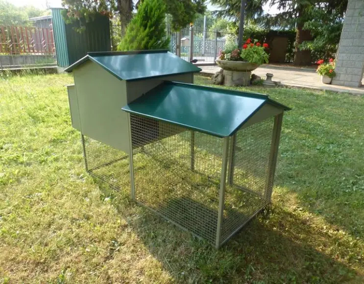 Two-storey chicken coop cm 150x70x107 cm h.