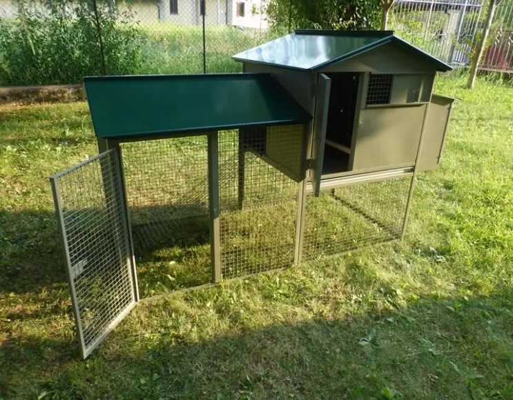 Two-storey chicken coop cm 150x70x107 cm h.