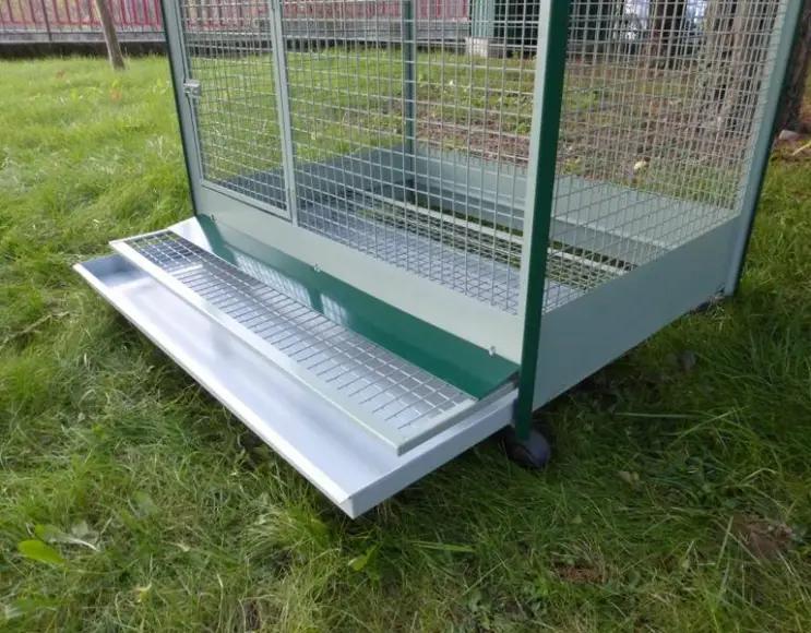 Cage for parrots 105x75x180 h.