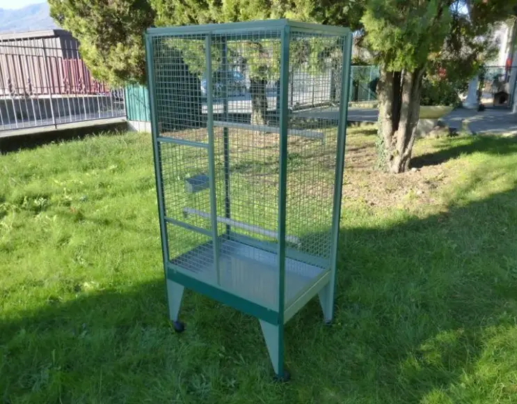 Cage for parrots cm 74x54x155 h.