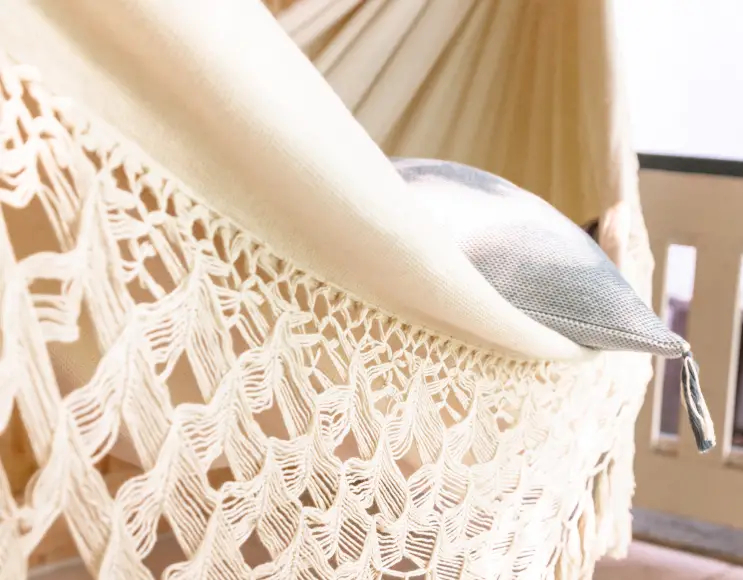 Classic hammock WITH FRINGES CREAM model