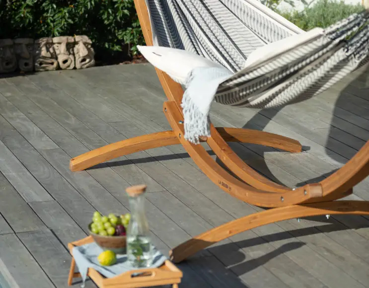 WOODEN STAND FOR HAMMOCKS