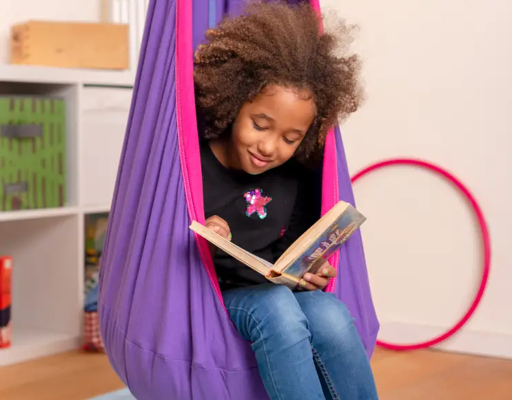 LILLY MODEL DROP-shaped HANGING CHAIR