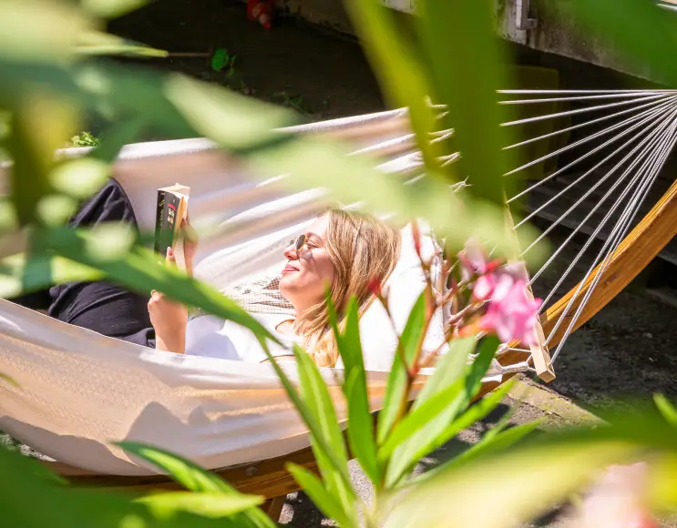 HAMMOCK WITH STICK MODEL MILK